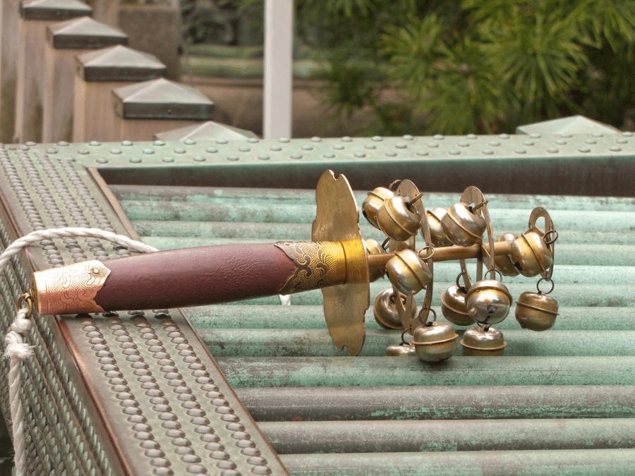 Kagura suzu
japanese instruments
traditional instruments
kagura dances