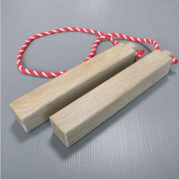 hyoshigi
wooden blocks